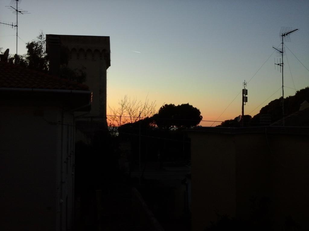 Appartamenti Torre Medicea Castiglioncello Exterior foto